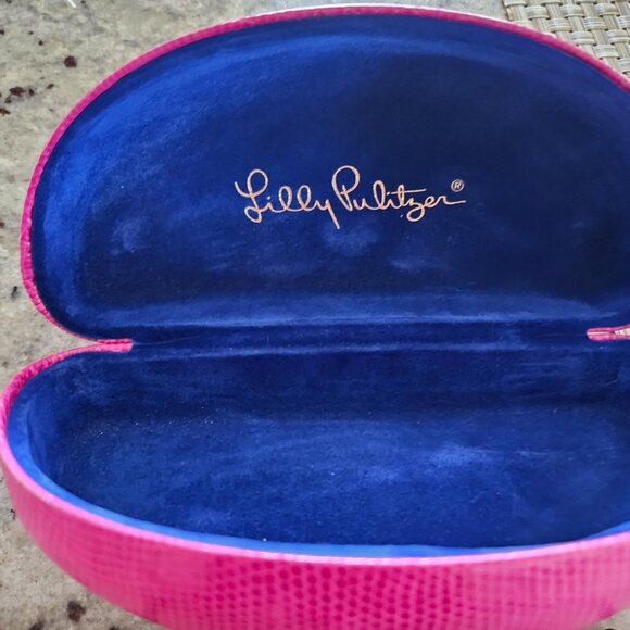 Imperfect Lilly Pulitzer Sunglasses and Case - Picture 2 of 4